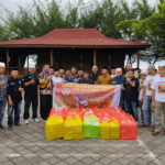 IKASMIN-SS Gandeng Sekda Takalar, Bagikan Ribuan Nasi Dos Rumah Makan Padang