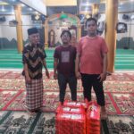 Eksalasi Solidaritas Melintas Batas: Program Jum’at Berkah IKASMIN-SS Salurkan 500 Paket Nutrisi, Pertegas Episentrum Kebaikan Nusantara