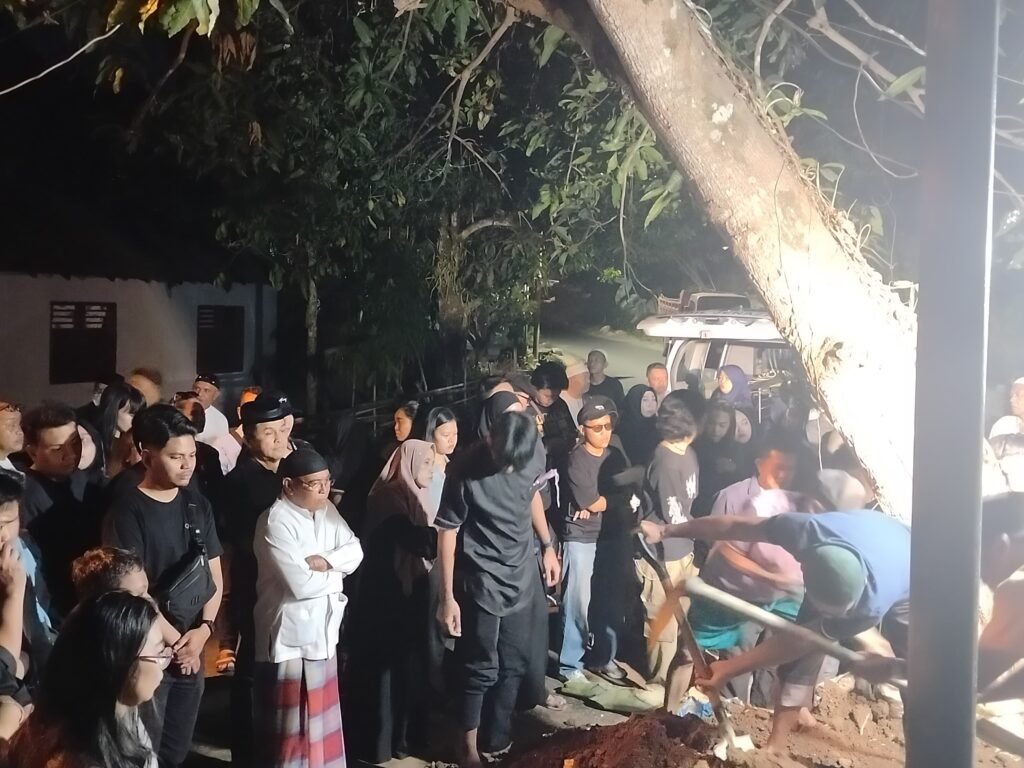 Dewan Pakar DPP IKM Dr. Ferry Taslim., Dt. Toembidjo Lepas Kepergian Putri, Solidaritas Dunsanak Minangkabau Mengiringi Jenazah hingga Peristirahatan Terakhir di Manado