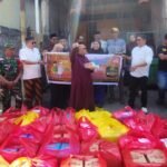 Samudra Kedermawanan IKASMIN-SS: 660 Paket Mahakarya Jumat Berkah Memeluk Lara Bontoala dan Menyapa Asa Yatim