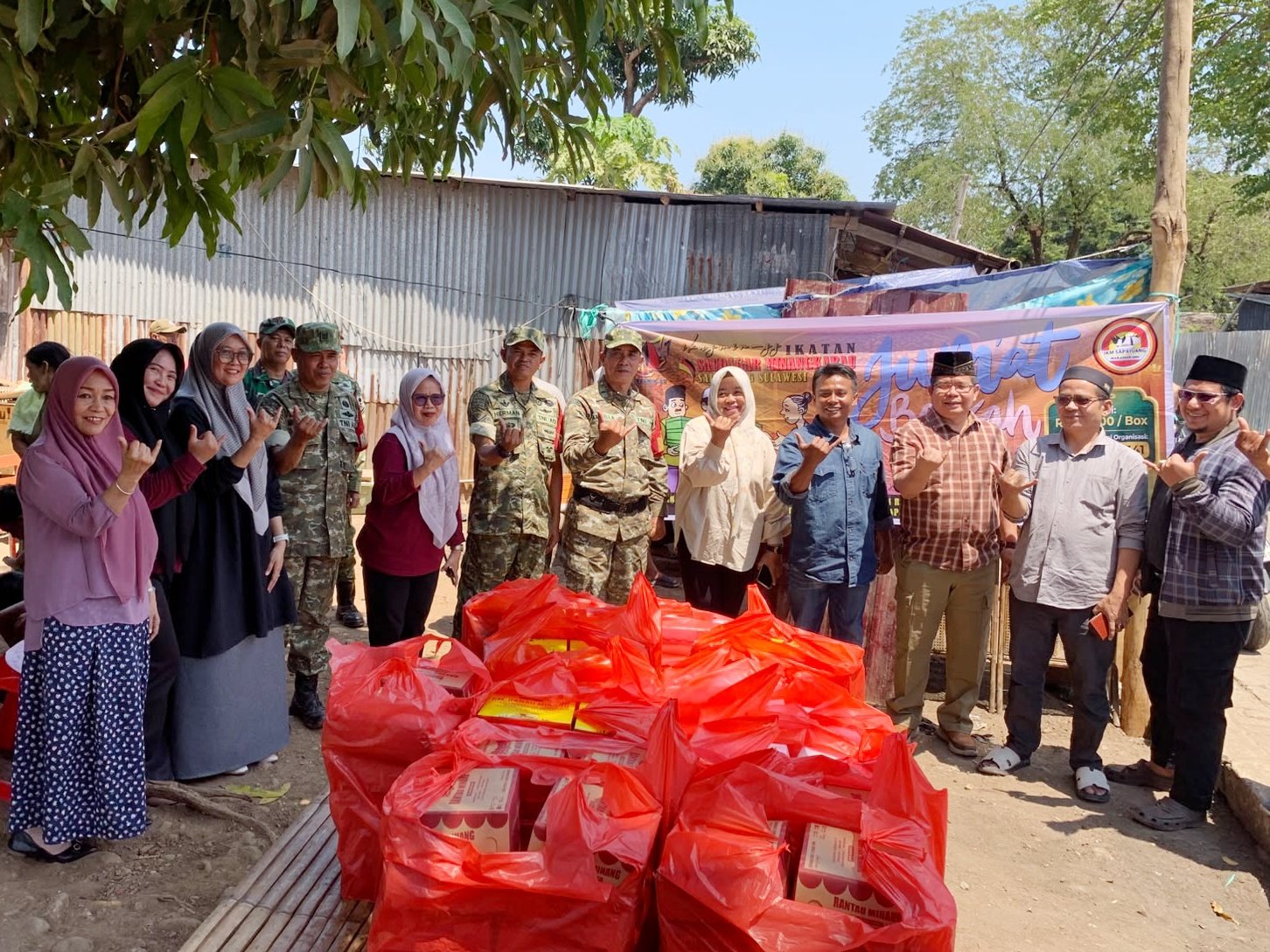 810 Dos Jum’at Berkah “Fastabiqul Khairat” IKASMIN-SS Menyapa Panakkukang hingga Bumi Nyiur Melambai