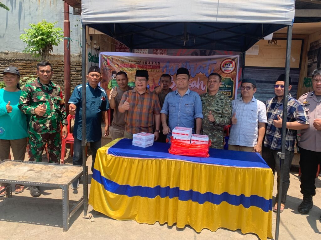 Program Kerja Resmi IKASMIN-SS: Jum’at Berkah Fastabiqul Khairat Sukses Distribusikan 750 Paket Kebaikan